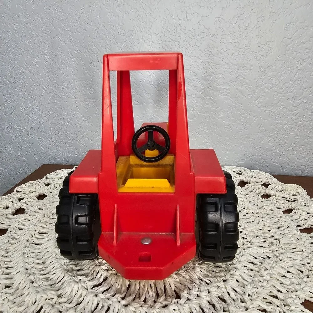 Vintage Fisher-Price‎ Toy Tractor Circa 1980
